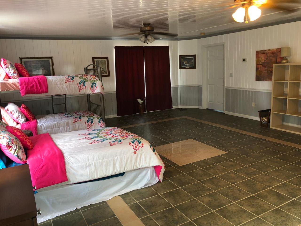 Mitchell Manor At Fall Creek Falls Pikeville Exterior photo